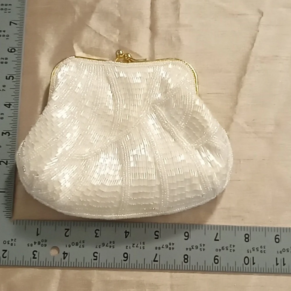 1920s Stylish Small Ivory Sequined Gold Women's Clutch with Strap NWOT